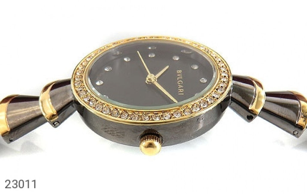 Bulgari diamond bezel